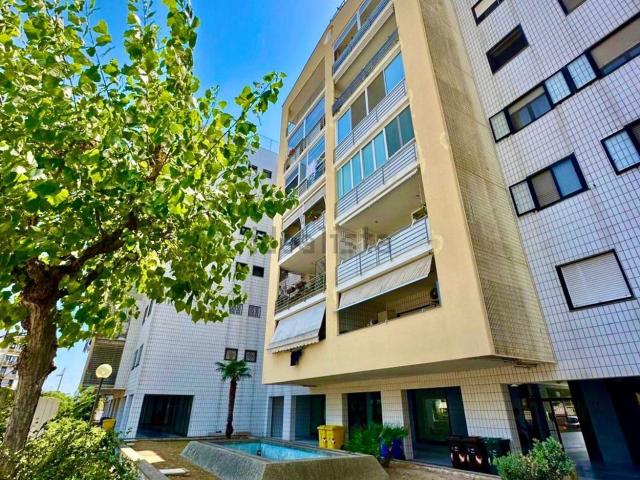 Appartamento in vendita di 130 m² in Via Lorenzo Perosi, 12