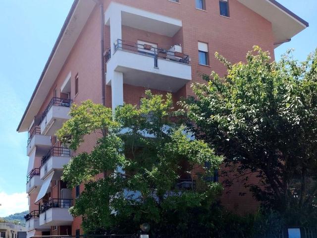 Appartamento in vendita di 130 m² in Via Latina