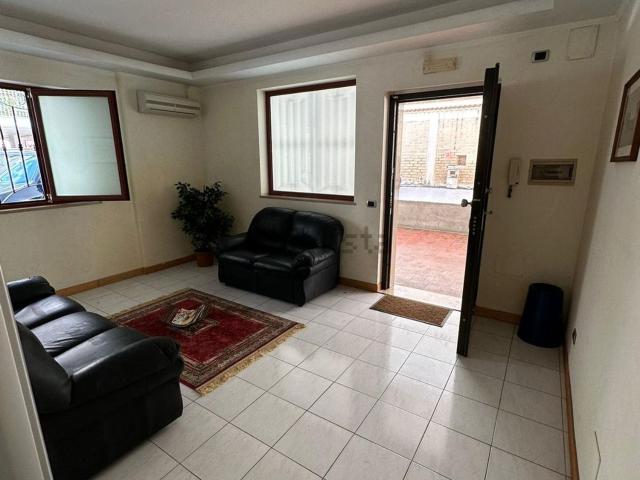 Appartamento in vendita di 130 m² in Via latina