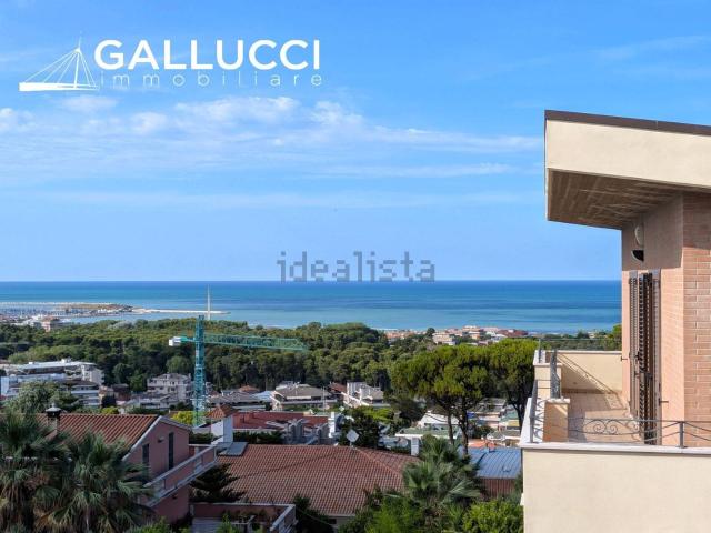 Appartamento in vendita di 130 m² in Via Lago di Martignano, 16
