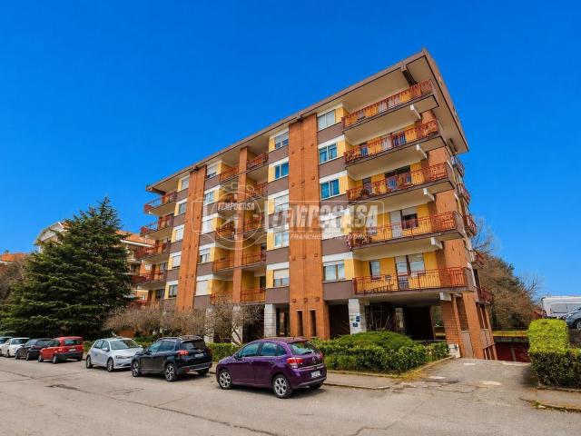 Appartamento in vendita di 125 m² in Via Lanzo