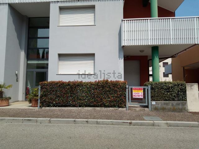 Appartamento in vendita di 130 m² in Via Lea D&apos Orlandi