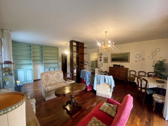 Appartamento in vendita di 130 m² in Via Leonardo Da Vinci
