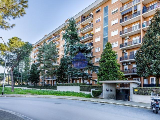 Appartamento in vendita di 130 m² in Via Libero Leonardi