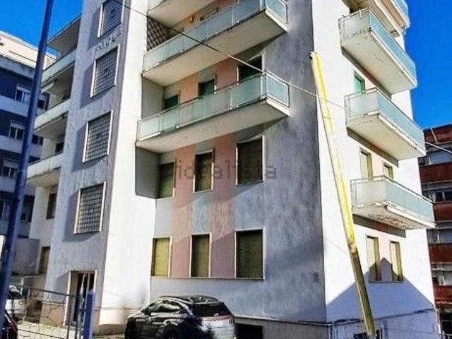 Appartamento in vendita di 130 m² in Via Luigi Colazilli