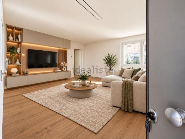 Appartamento in vendita di 130 m² in Via Luigi Einaudi