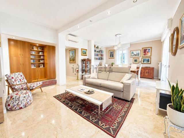 Appartamento in vendita di 130 m² in Via Luigi Orelli