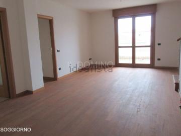 Appartamento in vendita di 130 m² in Via Luigi Pierobon