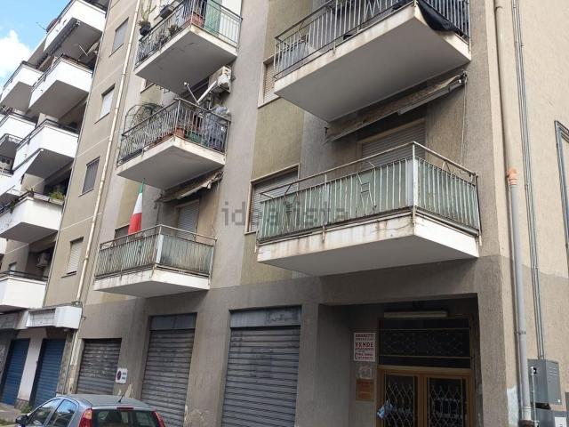 Appartamento in vendita di 130 m² in Via Monsignor Antonio Lanza, 10