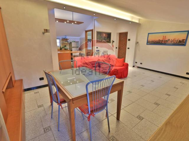Appartamento in vendita di 130 m² in Via Monte Bianco, 27