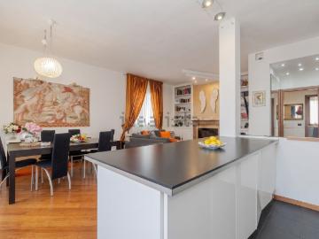 Appartamento in vendita di 130 m² in Via Monte Sabotino, 8