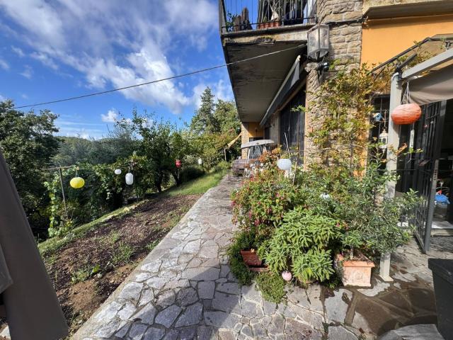 Appartamento in vendita di 130 m² in Via Montebuoni, 83