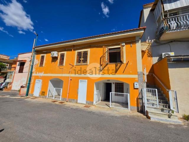 Appartamento in vendita di 130 m² in Via Mortelle, 38