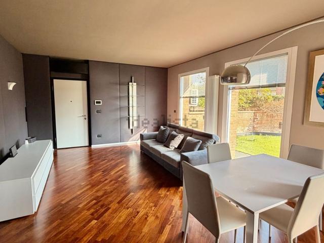 Appartamento in vendita di 130 m² in Via Madre Teresa di Calcutta, 45
