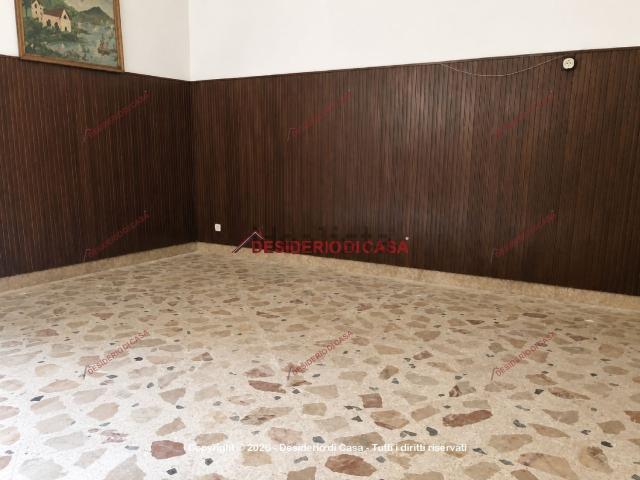 Appartamento in vendita di 130 m² in Via Magistrato A. Giammola, 3