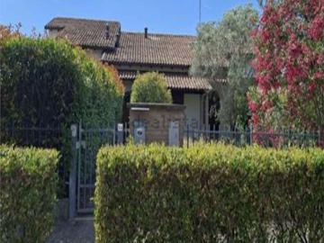Appartamento in vendita di 130 m² in Via Martiri di Cefalonia, 3