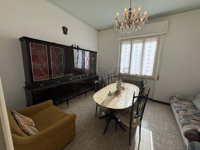 Appartamento in vendita di 130 m² in Via Massimiliano Guerri