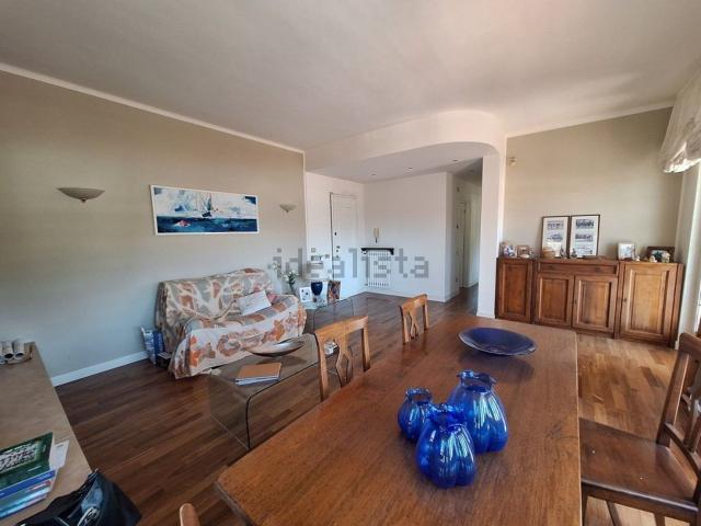 Appartamento in vendita di 130 m² in Via Mezzacqua
