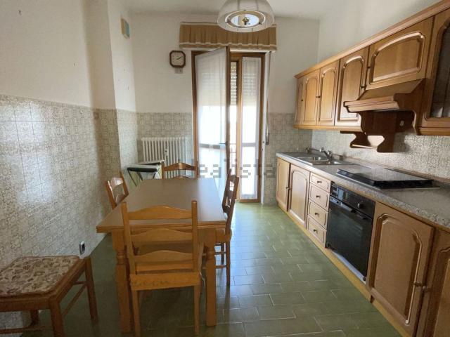 Appartamento in vendita di 130 m² in Via Novara, 132
