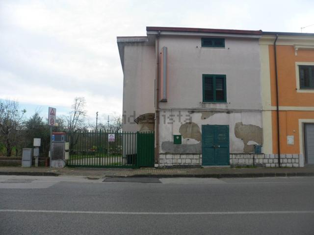 Appartamento in vendita di 130 m² in Via Napoli, 85