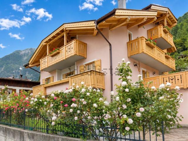 Appartamento in vendita di 130 m² in Via Negrelli