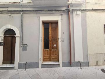 Appartamento in vendita di 130 m² in Via Nicola Antonio Cuggiò, 18