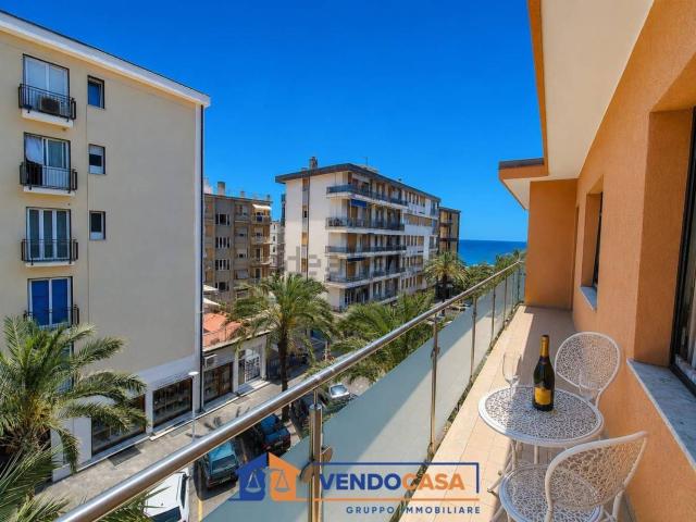 Appartamento in vendita di 130 m² in Via Nicolò Saccone