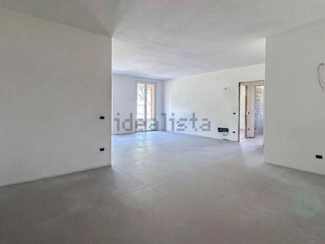 Appartamento in vendita di 130 m² in Via Nuova Ponente, 26