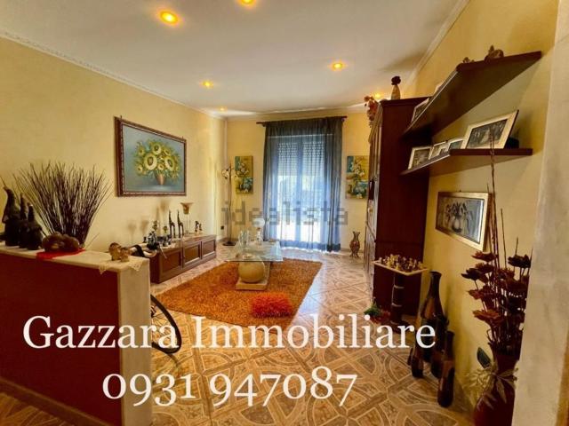 Appartamento in vendita di 130 m² in Via Solferino