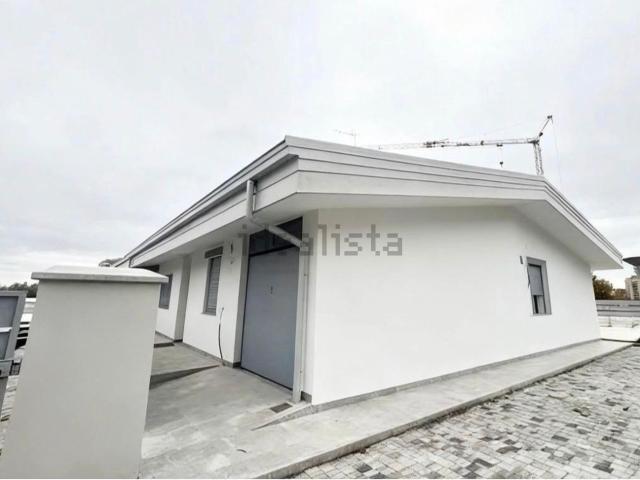 Appartamento in vendita di 130 m² in Via Solimei