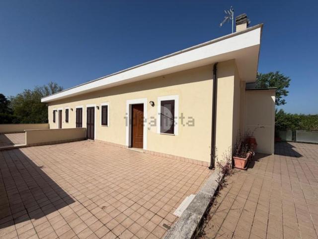 Appartamento in vendita di 130 m² in Via Salaria