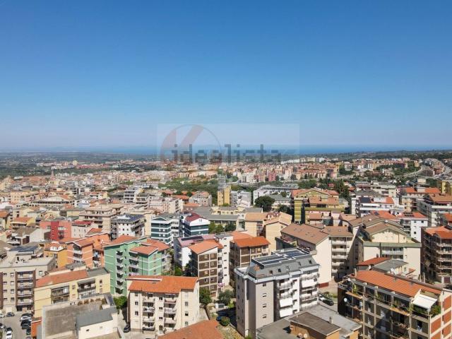 Appartamento in vendita di 130 m² in Via Salvatore Dau, 14