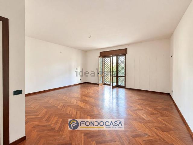 Appartamento in vendita di 130 m² in Via Sambuci, 51