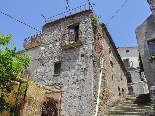 Appartamento in vendita di 130 m² in Via San Francesco, 7
