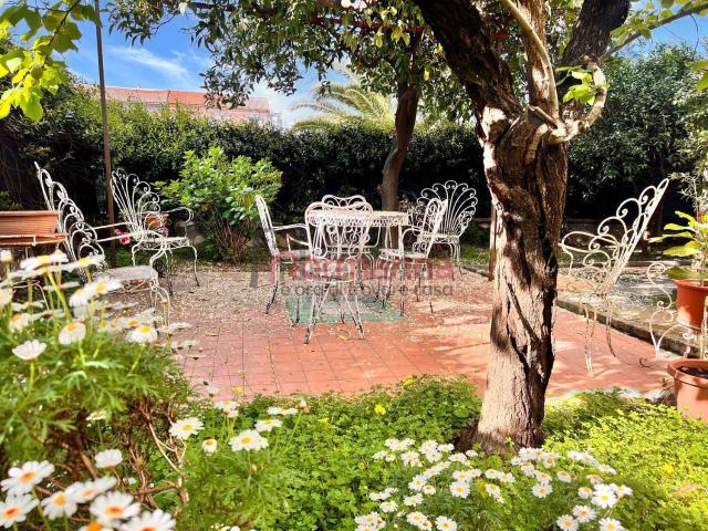 Appartamento in vendita di 130 m² in Via Sandro Botticelli, 25