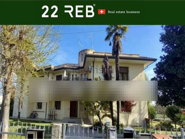 Appartamento in vendita di 130 m² in Via Santa Lucia