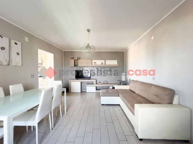 Appartamento in vendita di 130 m² in Via Senatore P. Pitrone, 170