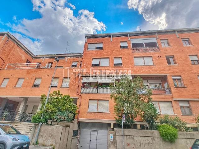 Appartamento in vendita di 130 m² in Via Senigallia