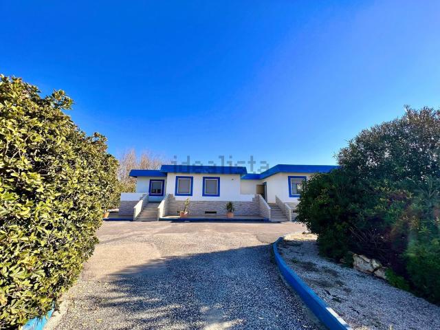 Appartamento in vendita di 130 m² in Via Sibilla