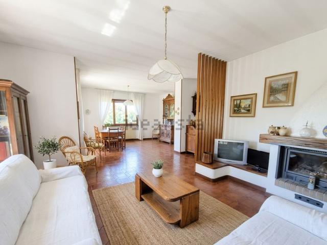 Appartamento in vendita di 130 m² in Via Stradola