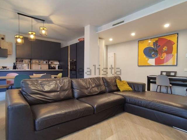 Appartamento in vendita di 130 m² in Via Stroperi, 39