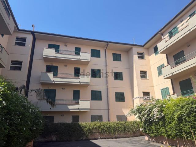 Appartamento in vendita di 130 m² in Via Pompeo Cisternazza, 10