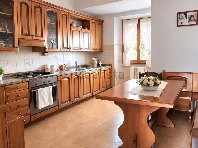 Appartamento in vendita di 130 m² in Via Pontorme