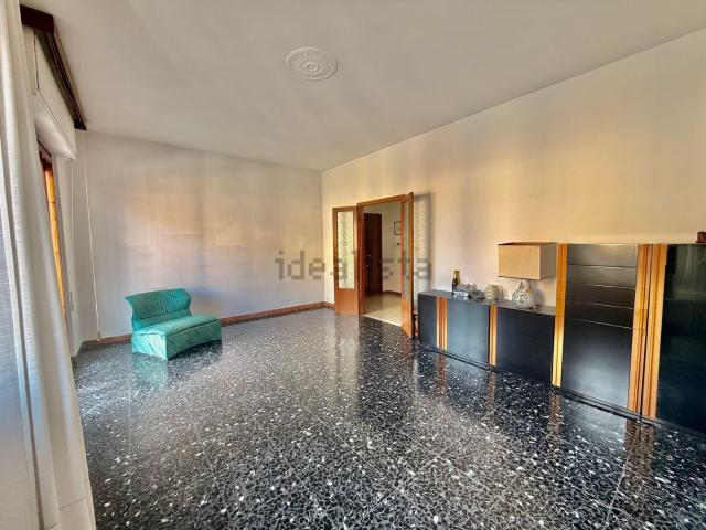 Appartamento in vendita di 130 m² in Via Panconi
