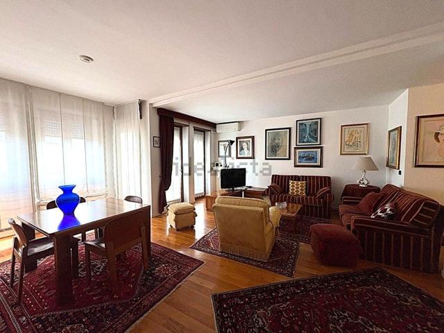 Appartamento in vendita di 130 m² in Via Paolo Paruta
