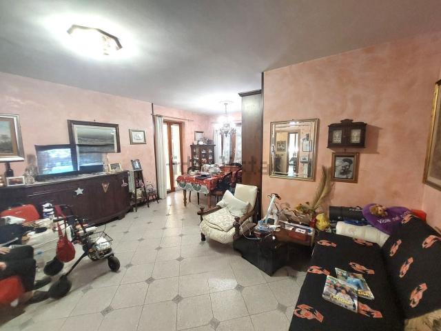 Appartamento in vendita di 130 m² in Via Papa Giovanni XXIII