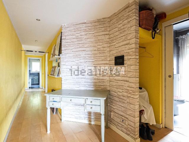 Appartamento in vendita di 130 m² in Via Papa Giovanni XXIII, 1