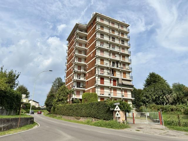 Appartamento in vendita di 130 m² in Via per Castelnovate