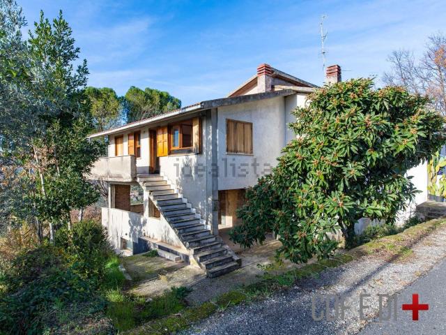 Appartamento in vendita di 130 m² in Via Peschieta
