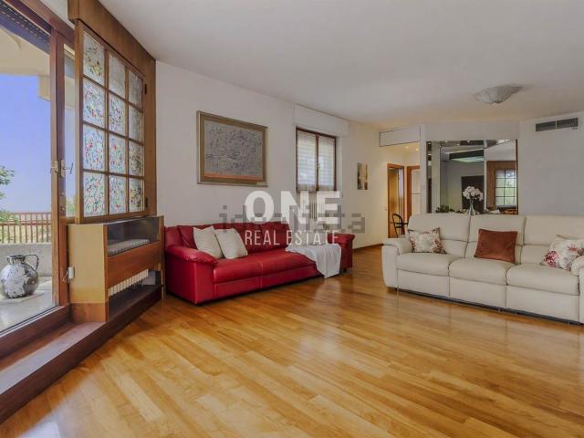 Appartamento in vendita di 130 m² in Via Pizzagalli, 3